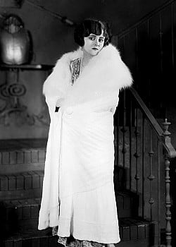 Sylvia Breamer